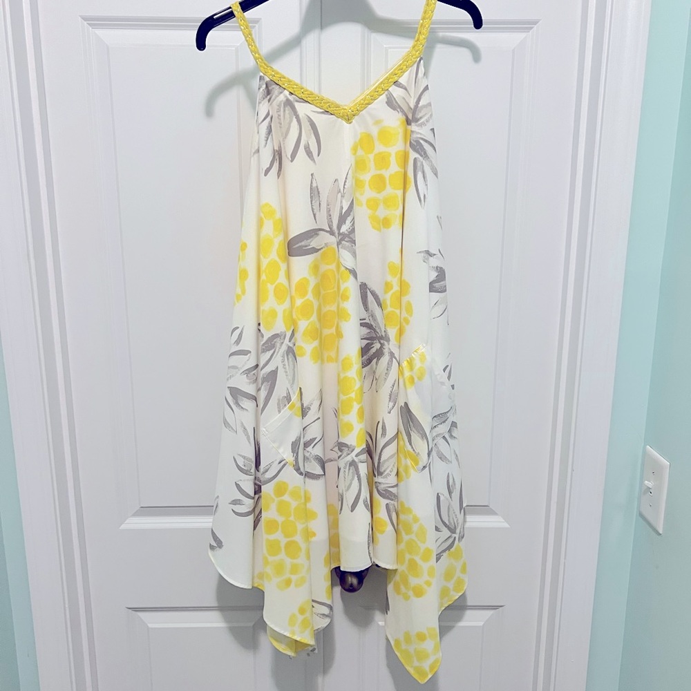 White, grey and yellow pineapple handkerchief dress